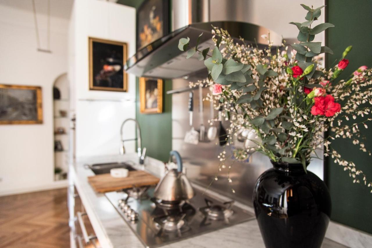 Sophisticated Apt Near Duomo Mailand Exterior foto